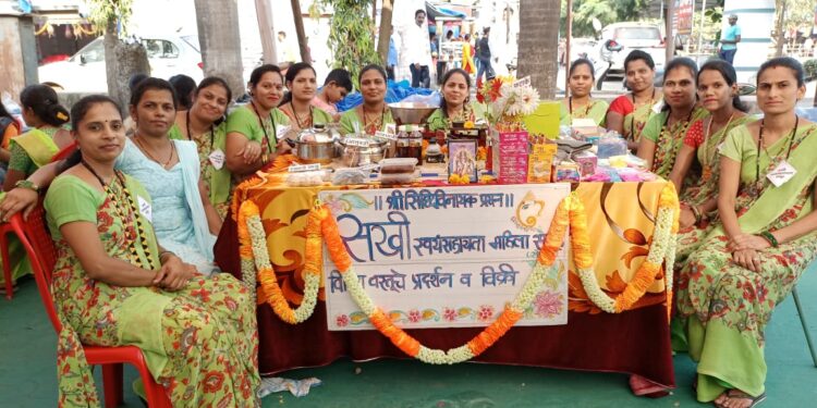 सोनारी येथे विविध उत्पादनांचे प्रदर्शन, विक्री मेळावा