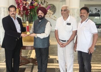 डॉ. विनोद मोरेंना सद्भावना पुरस्कार