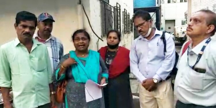 निवृत्ती वेतनासाठी उपोषण सुरु