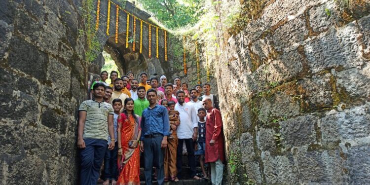 बिरवाडी येथे गड पूजन