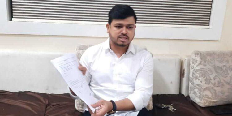 स्थानिक लोकप्रतीनिधीकडून शेतकर्‍यांना गंडा? प्रकरणाकडे दुर्लक्ष केल्यामुळे रा.काँ. जिल्हा उपाध्यक्षांचा राजीनामा