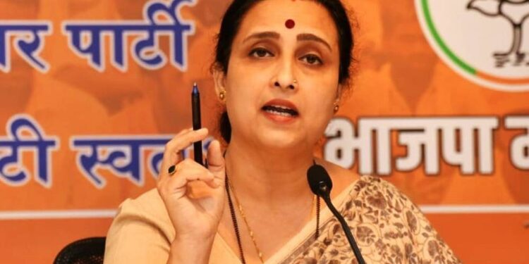 महिलासंबंधी गुन्हे रोखण्यात शासन अपयशी – चित्रा वाघ