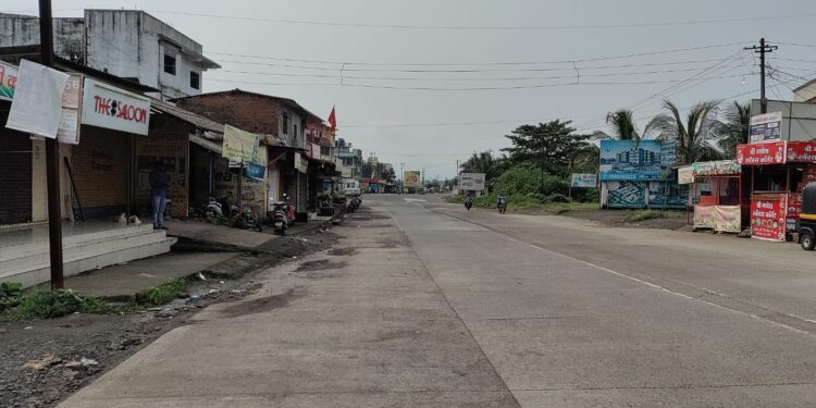 बंदला कर्जतमध्ये संमिश्र प्रतिसाद