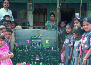 चिमुकल्या हातांनी साकारला किल्ला