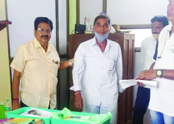 अव्वाच्या सव्वा बिलांविरोधात कारवाई न झाल्यास शेकाप रस्त्यावर उतरणार