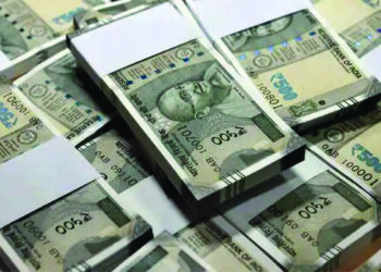 सचिन तेंडुलकरसह 300 भारतीयांवर कर चुकवल्याचा संशय