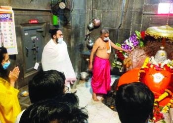 पालीत घुमला मोरयाचा गजर
