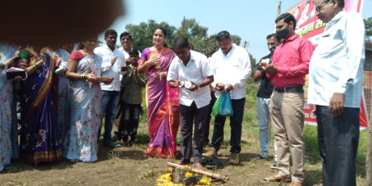 पोयनाडबद्दल विशेष आपुलकीमुळे जास्त विकास- पंडित पाटील