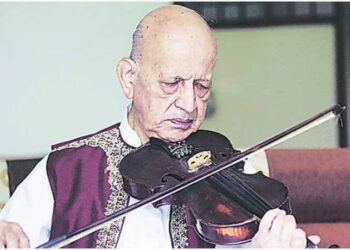 प्रसिद्ध व्हायोलिनवादक, संगीतकार प्रभाकर जोग यांचं निधन