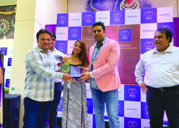प्रितम म्हात्रे यांना कोरोना वॉरियर पुरस्कार