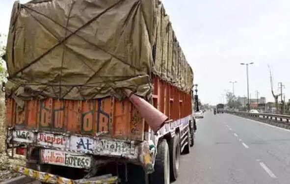 अवजड वाहनांना दिवसा वाहतूक बंदी