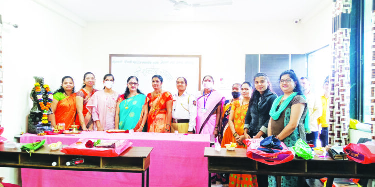 नवरात्रोत्सवानिमित्त नारीशक्तीचा सन्मान