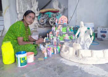 सायली कलाकेंद्राने जपलाय महाराजांचा इतिहास