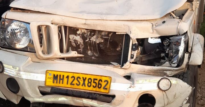 आळंदीला जाणाऱ्या दिंडीतील वारकऱ्यांना पिकअपची धडक