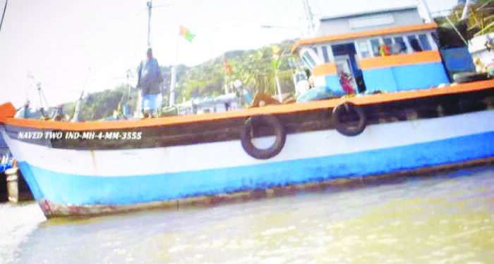 समुद्रात चक्का जामाचा इशारा