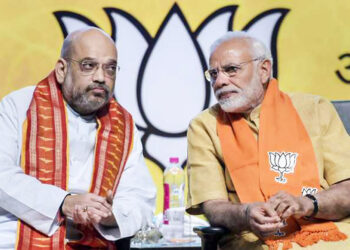 भाजपच्या रडारवर विरोधी राजकीय परिवार आणि सत्तेचं केंद्रीकरण!