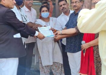 अलिबाग आगारात संपाला ‘आप’चा पाठिंबा