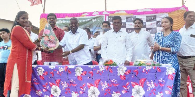 अलिबाग तालुक्यातील विकास कामे शेकापमुळेच