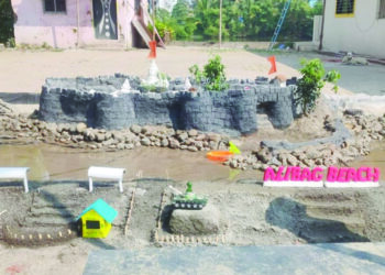 रामनाथकरांनी साकारला अलिबागचा कुलाबा किल्ला