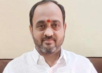 स्वतःची पापे लपविण्यासाठीच आघाडीवर खापर फोडण्याचा प्रयत्न