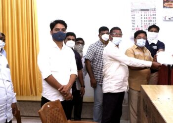 अवकाळी पावसामुळे झालेल्या नुकसानीचे पंचनामे करा