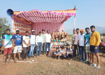 वेळवली येथे टेनिस क्रीकेट स्पर्धेला सुरुवात