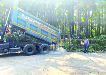 आक्षीच्या सेनेच्या बिनकामी माजी सरपंचाच्या कांगावा
