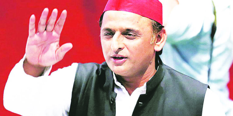 अखिलेश यादव यांची मोदी सरकावर टीका