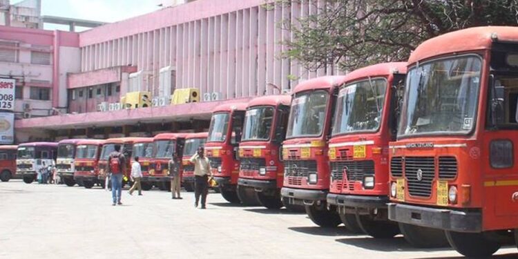 एसटी सेवेतील 376 कर्मचारी निलंबित