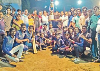 क्रिकेट स्पर्धेत ओमकर संघ विजेता