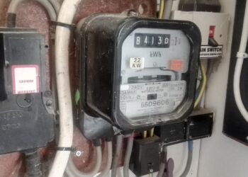 कुडाळला एकाचवेळी 20 वीजमीटरमध्ये शॉर्टसर्किट
