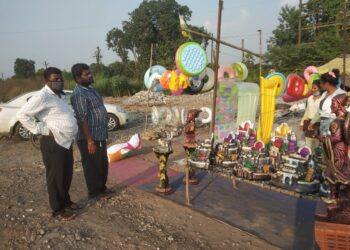 बाजारात रेडिमेड किल्ले दाखल