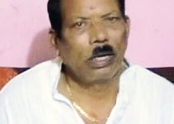 नाना ठाकूर यांचे निधन