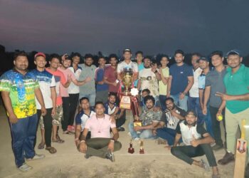 रूपेश इलेव्हन क्रिकेट सामन्यात युनिक पेझारी ठरला विजयी