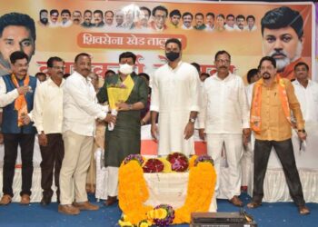 स्वार्थासाठी जातीधर्मात फुट पाडू नये