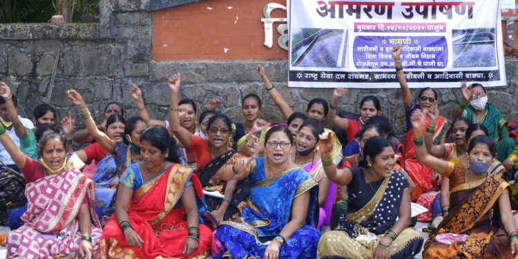 पिण्याच्या पाण्यासाठी ग्रामस्थांचे आमरण उपोषण