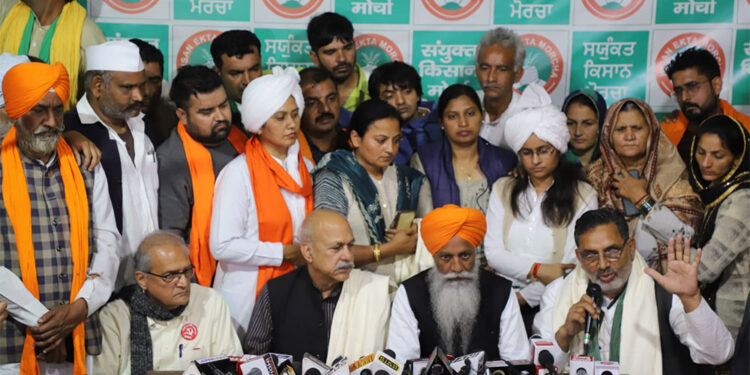 शेतकरी आंदोलन संपले