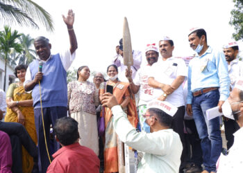 एमआयडीसीविरोधात वर्षभर वडखळ नाक्यावर बसणार