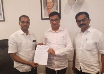 माथेरान मधील स्थानिकांना हक्काचे घरे द्या