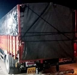 बेकायदेशीर गुटखा पकडला ; 21 लाखांचा मुद्देमाल जप्त 
