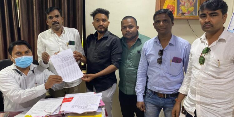 कळंब-पाषाणे रस्त्यासाठी ग्रामस्थ आक्रमक