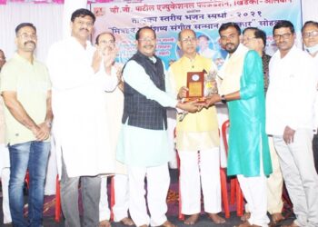 तालुकास्तरीय भजन स्पर्धेत ओम नाद ब्रम्ह प्रथम क्रमाकांचा मानकरी