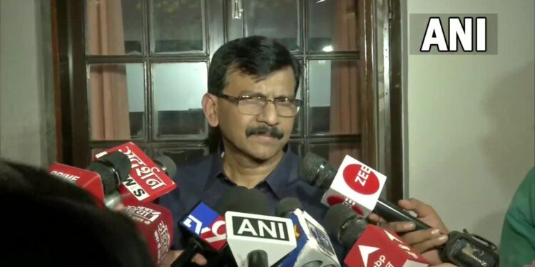 राज्यपाल फारच अभ्यासू – संजय राऊत