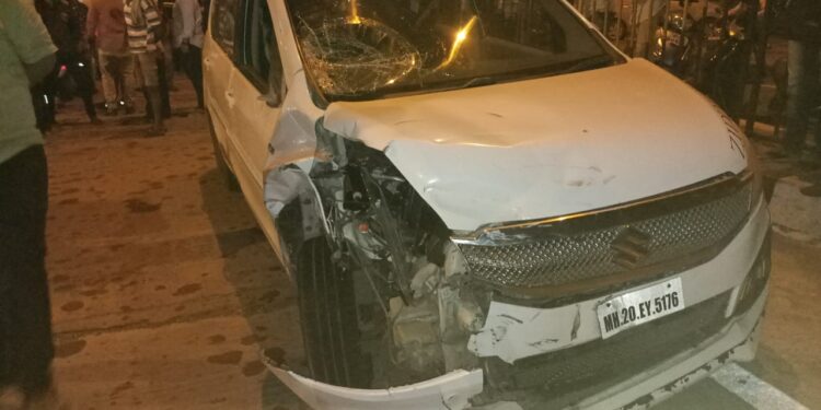 मुंबई-गोवा महामार्गावर अपघात; 1 जागीच ठार, तर 1 गंभीर जखमी