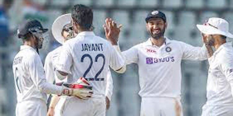 भारताने जिंकली मुंबई कसोटी