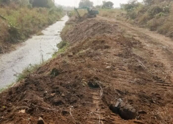 कालवा सफाईच्या कामाला अखेर मुहूर्त सापडला …