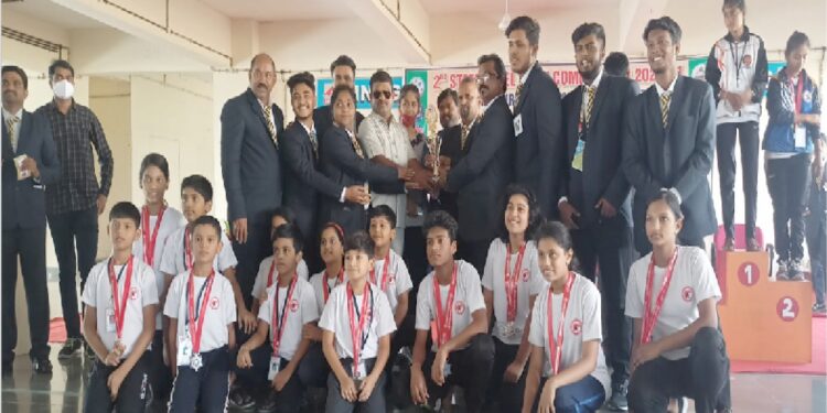 राज्यस्तरीय अजिंक्यपद लाठी स्पर्धेत रायगड संघाची नेत्रदिपक कामगिरी