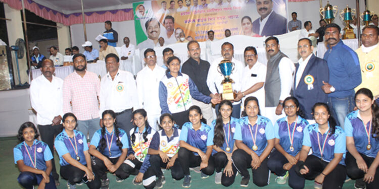 रायगड जिल्हा महिला व्हॉलीबॉल स्पर्धेत सेंटमेरी संघ अलिबाग विजेता