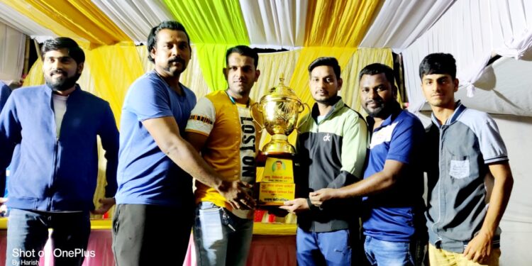 नेरळ बॉक्स प्रीमियर लीग क्रिकेट स्पर्धेत नेरळ इंडियन विजयी