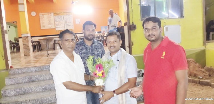 कृष्णा महाडिक यांच्या कामाचे पंडित पाटील यांच्याकडून कौतुक